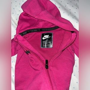 Pink Nike tech for babies